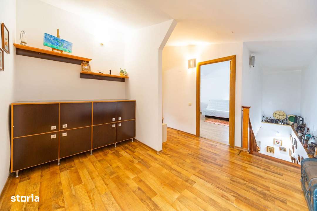 VILA parter si etaj- PIPERA - Imagine principală: 5/19