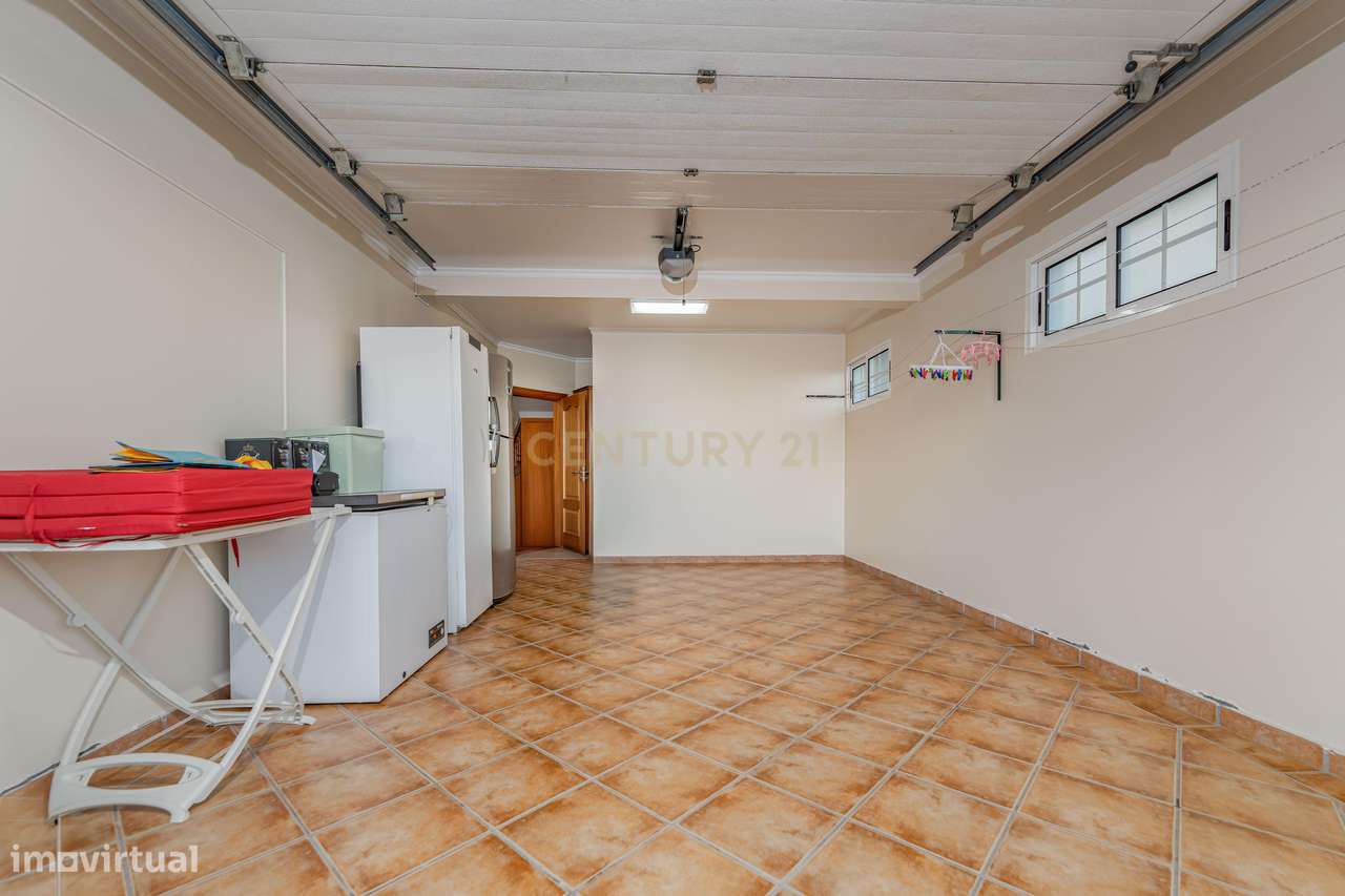 Moradia Clássica T3 com Sótão Habitável em Canhas, Ponta do Sol-23