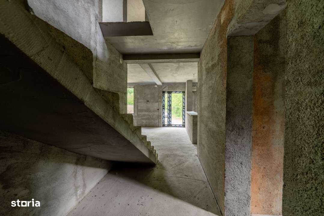 Casa P+1, Babana-Arges cu panouri si apa de izvor-8