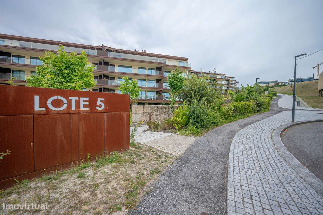 Apartamento T3 de Luxo na Quinta Marques Gomes | Golden Hour Real Esta-29
