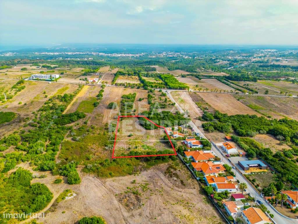 Sesimbra - Pinheirinhos - Terreno com a área de 6400m2 - Grande imagem: 3/12