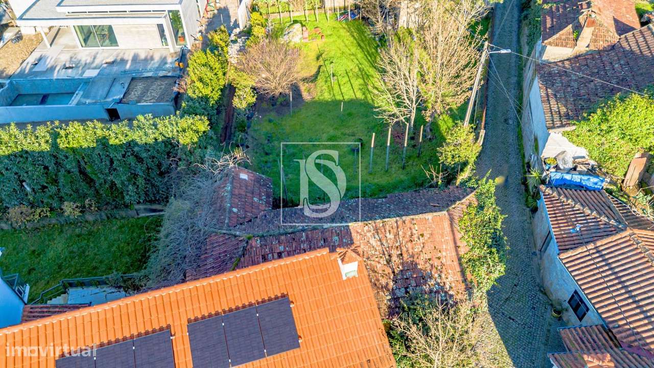 Moradia para Restauro com Terreno - Cepelos Amarante-43