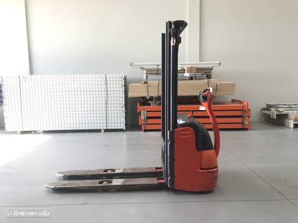 Linde Stacker Linde 1200 Kgs Elétrico - 2