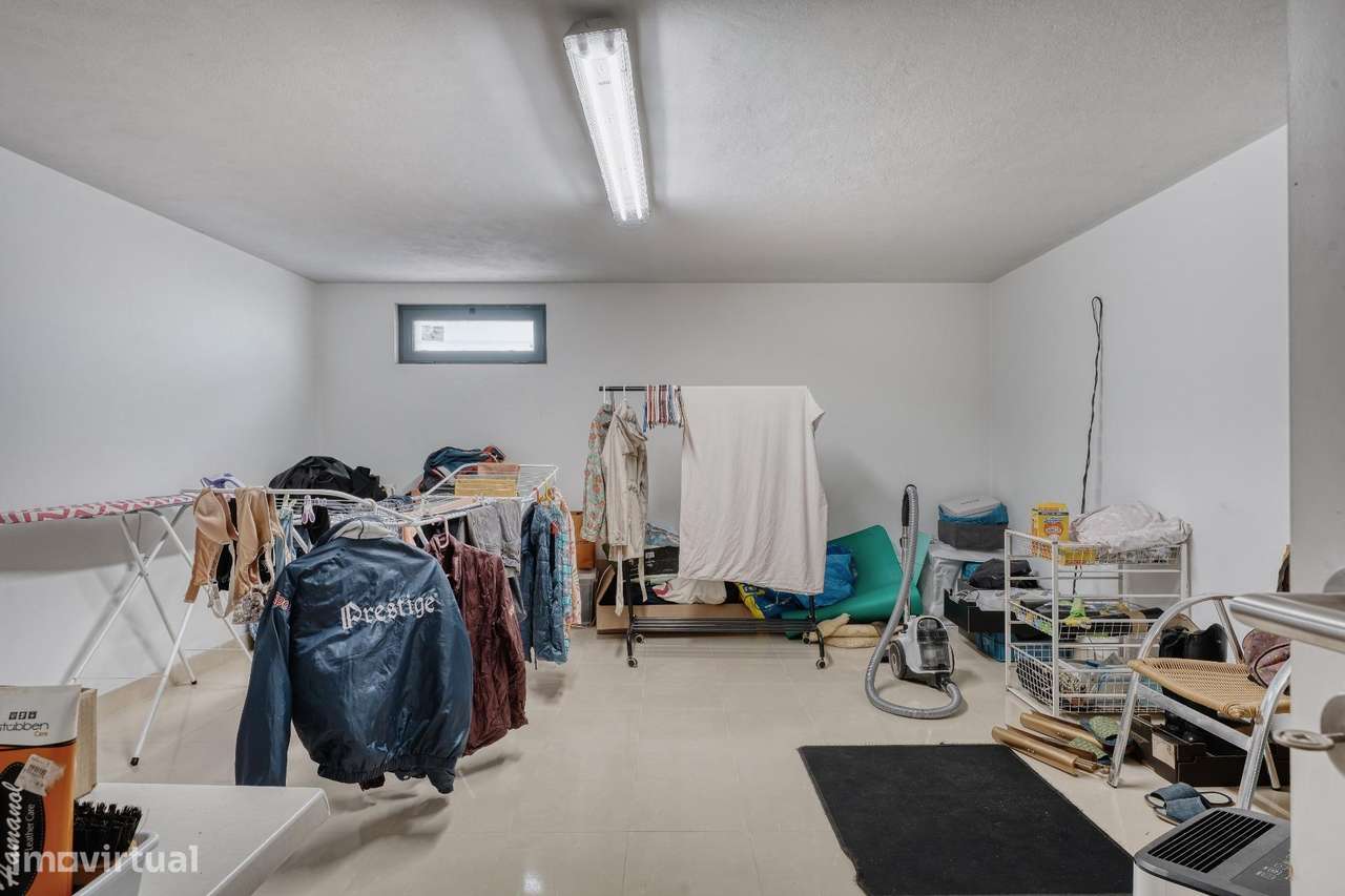 Apartamento de Luxo no Coração de Cascais | Rooftop com Vista Mar-37