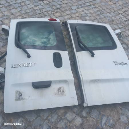 Conjunto 2 portas renault trafic ano 2007 - 8