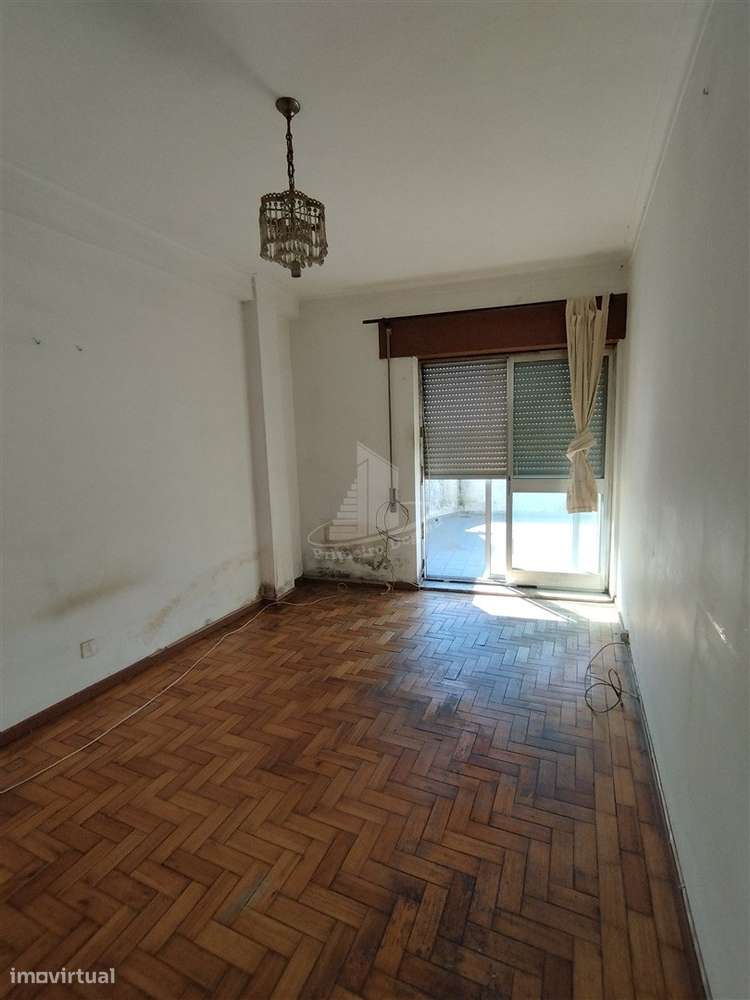 T2+1 com Terraço no Último Piso | Avenida da Liberdade | Grande Potenc-11
