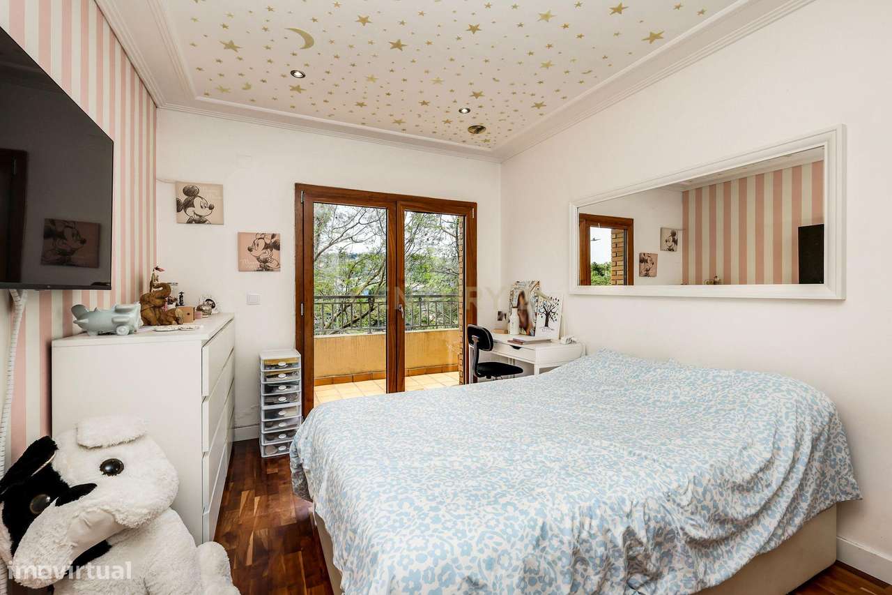 T3 com terraço de 38 m² e garagem | Quinta do Almirante – Loures-15