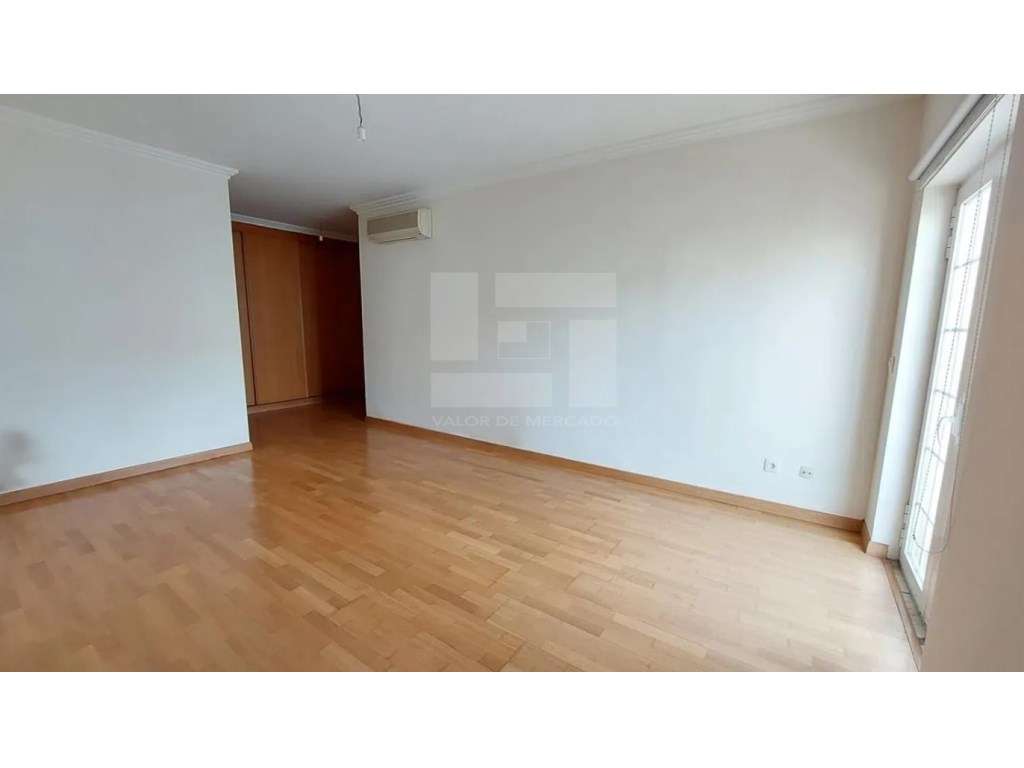 APARTAMENTO T4 - QUINTA DA BELOURA II-6