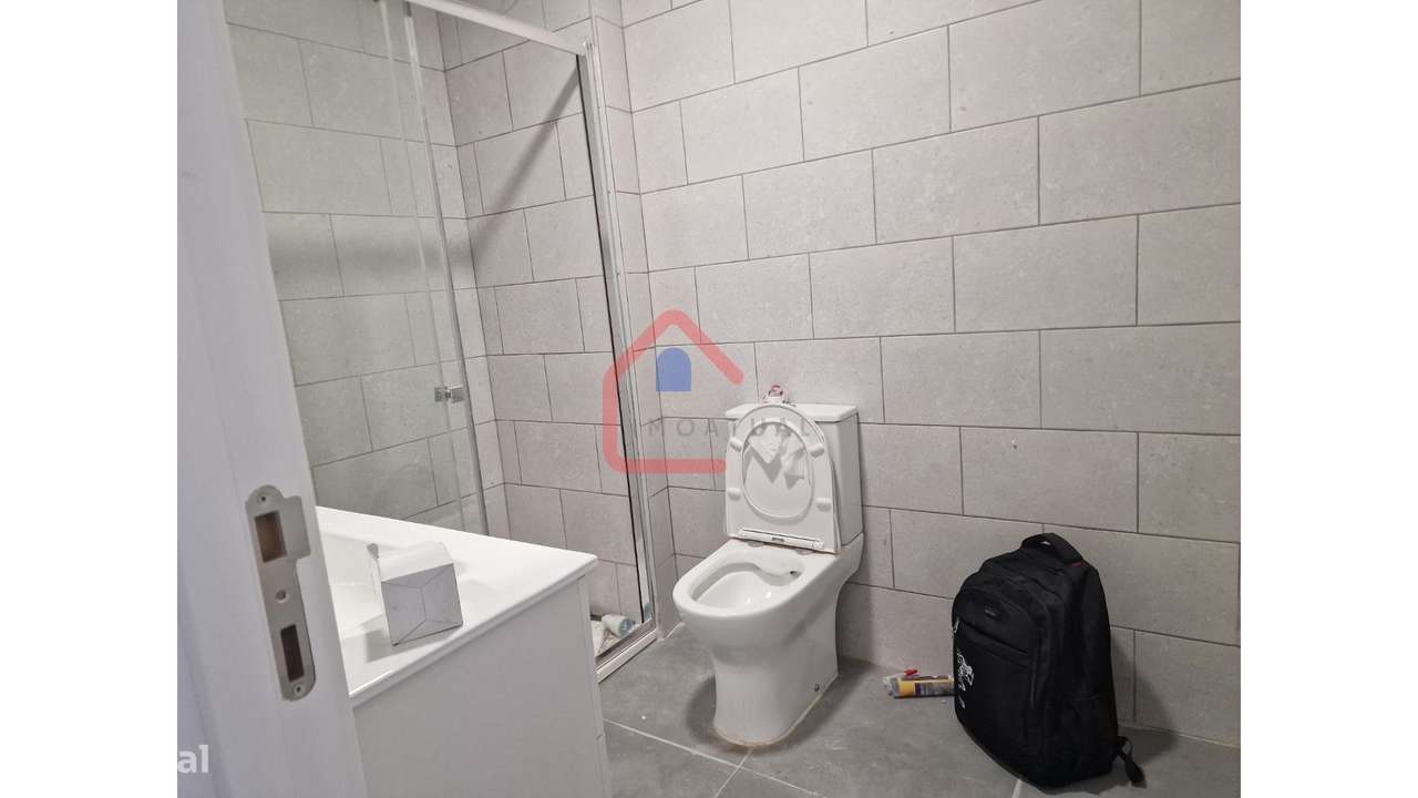 Apartamento T3 em Moita-8