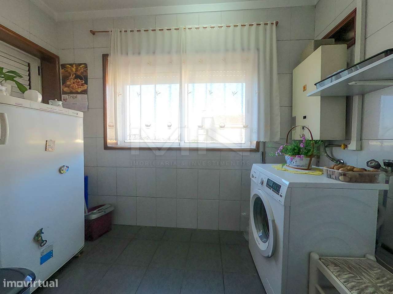 T3 com Terraço Coberto Exclusivo: A 1,5 km do Metro de Fânzeres-27