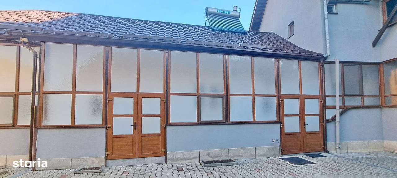 Casa generoasa mobilat utilata Sinca Noua - Imagine principală: 5/20