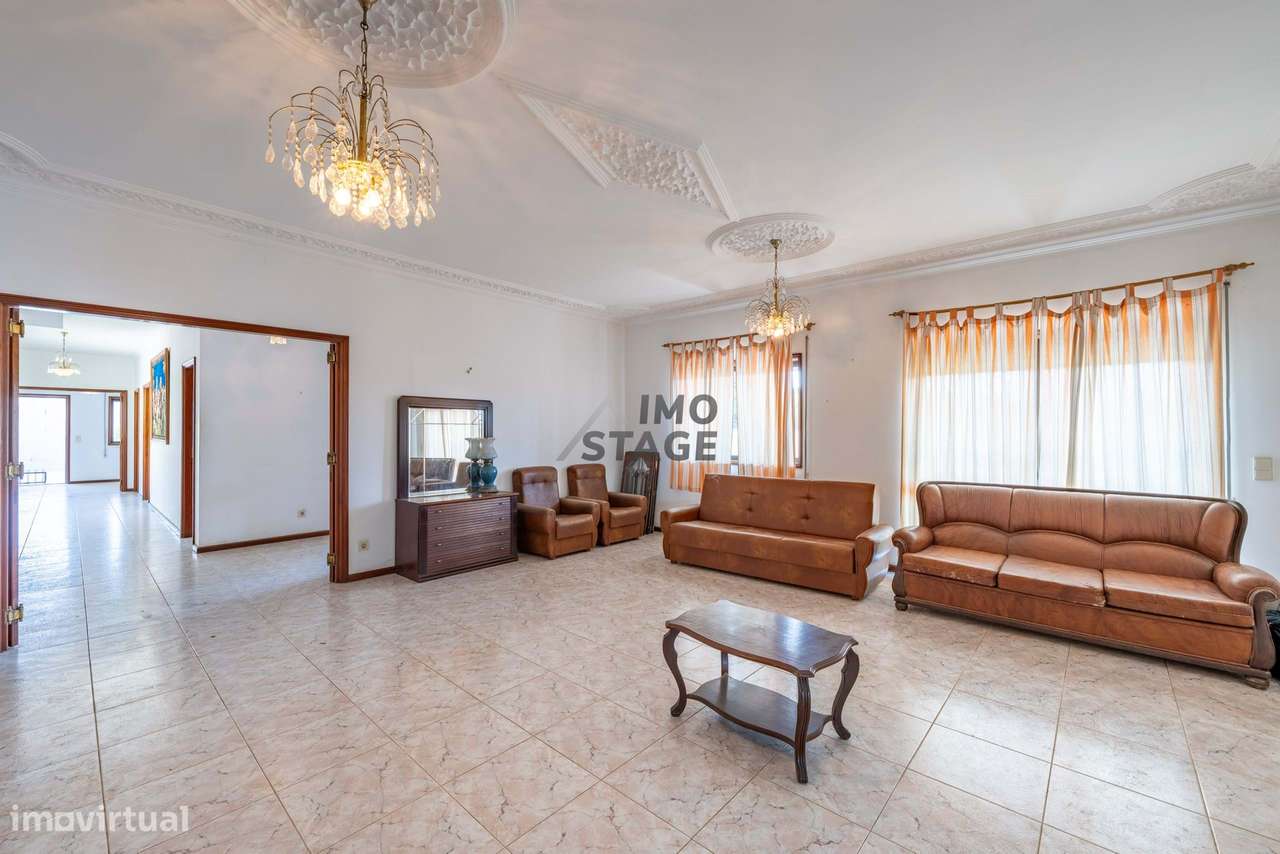 Moradia Térrea com Terreno 1.200m2 Excelente Oportunidade em Espinho-9