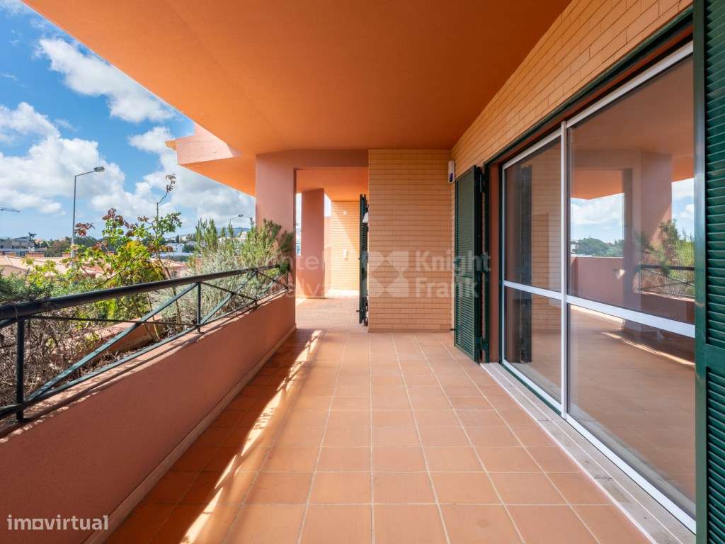 Apartamento T3 duplex com piscina no Monte Estoril, Cascais-14