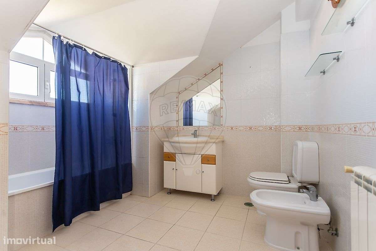 Moradia T4 para venda-26