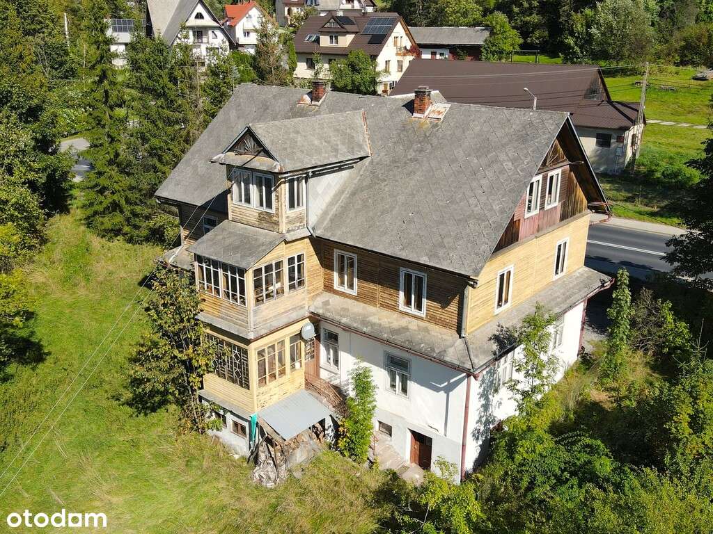 Dom o pow. 450 m2 w Orawce-2