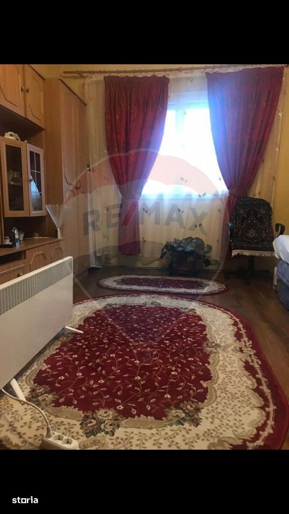 Apartament cu 2 camere de vânzare , in casa cu curte, ultracentral