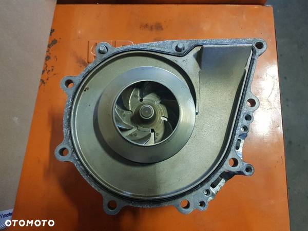 Pompa wody Mercedes Actros MP4 4712020310 - 2