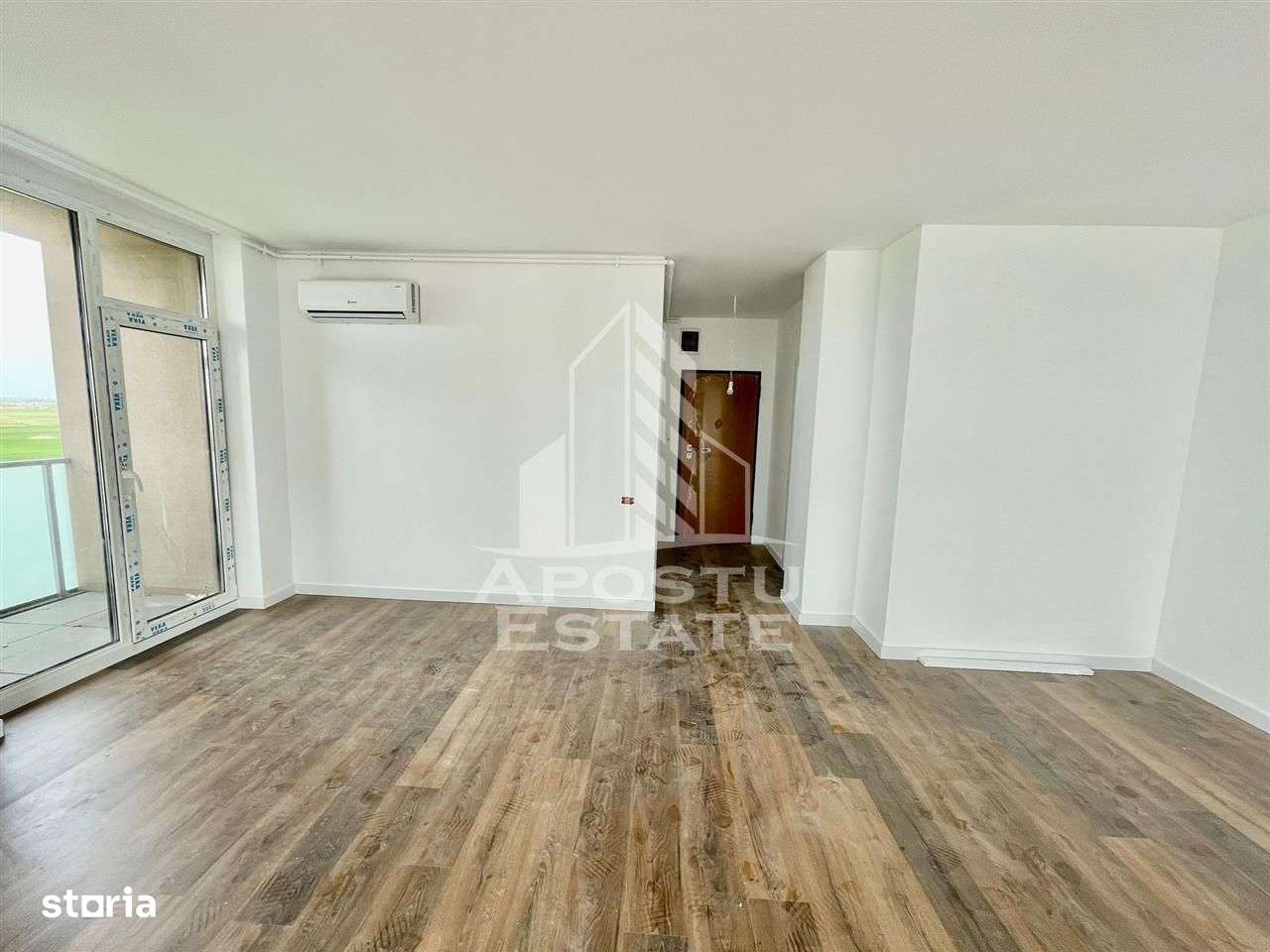 Apartament cu 2 camere open space Torontalului - Imagine principală: 3/7