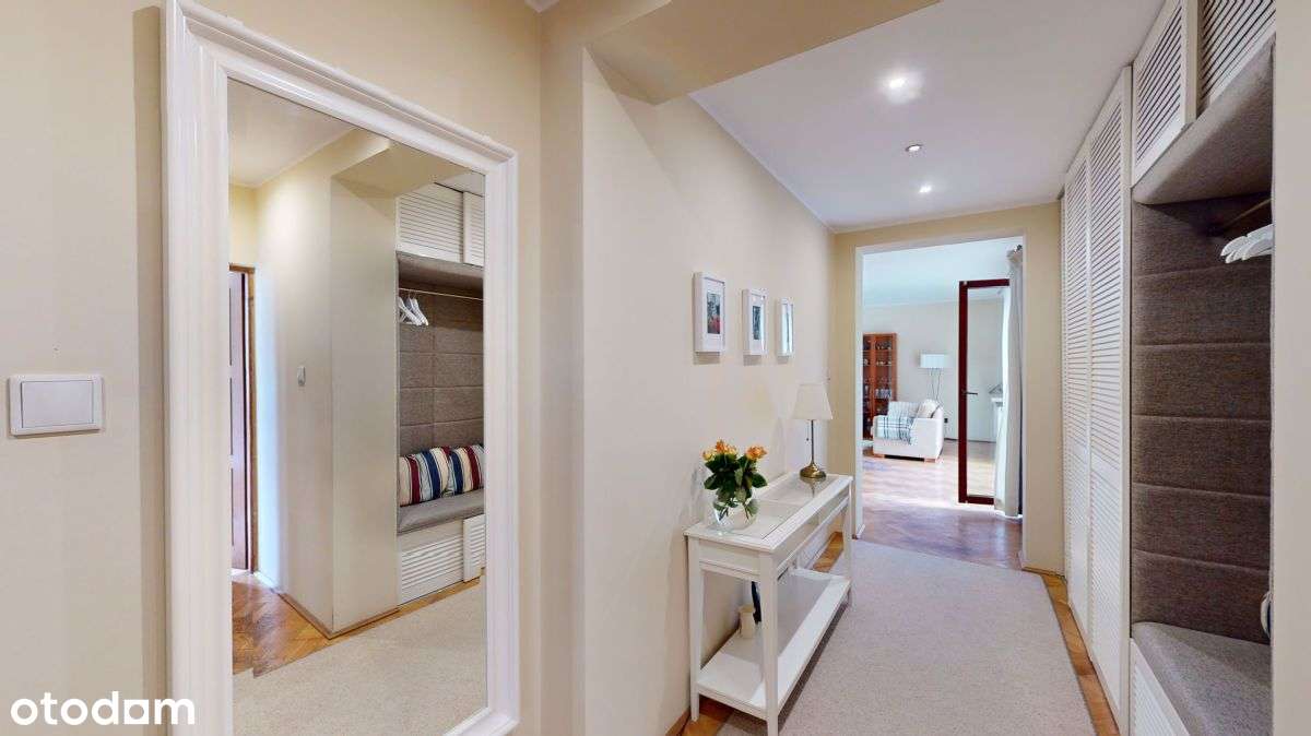 Dom 2 rodzinny z miejscem na działalność.-4