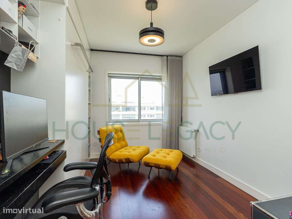 Apartamento T4 Luxuoso em Matosinhos-29