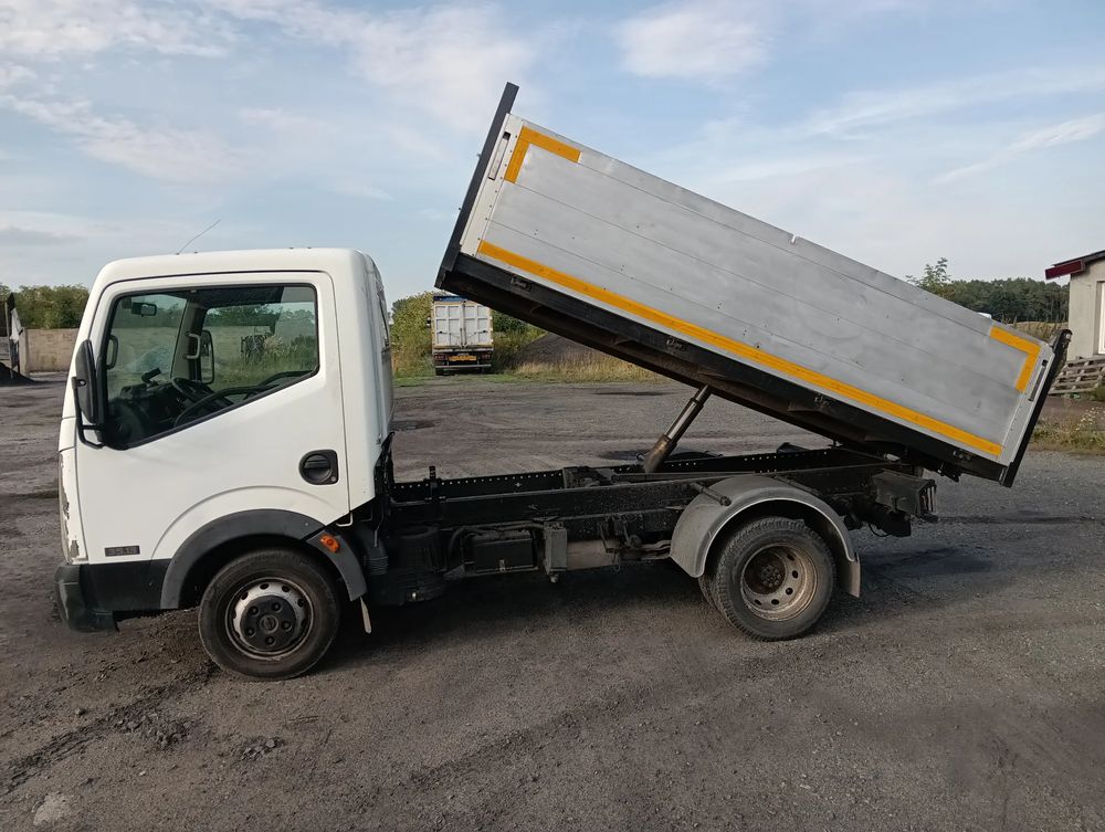 Nissan Cabstar 2007