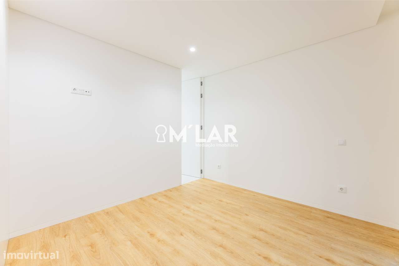 Apartamento T3 com piscina, Novo, no Centro de Vila Verde-22