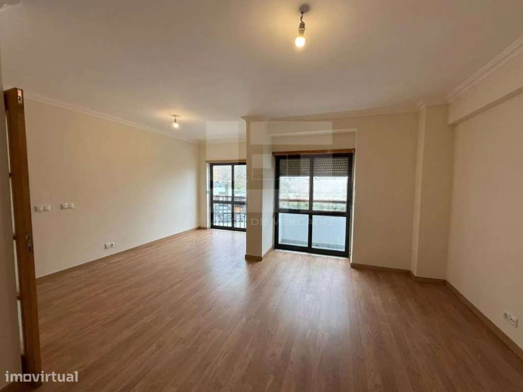 APARTAMENTO T3 - SERRA DAS MINAS - Grande imagem: 4/20