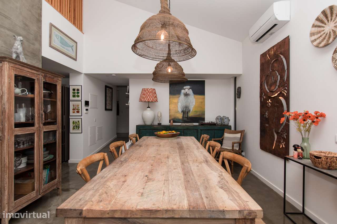 Moradia isolada terreno de 811m2 piscina jardim Sesimbra-16