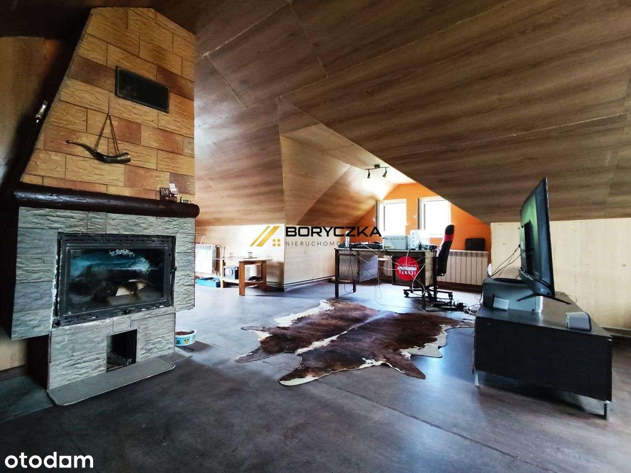 Atrakcyjny dom w Żabnie.-13