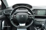 Peugeot 308 SW BlueHDi 120 EAT6 Stop & Start Allure - 11