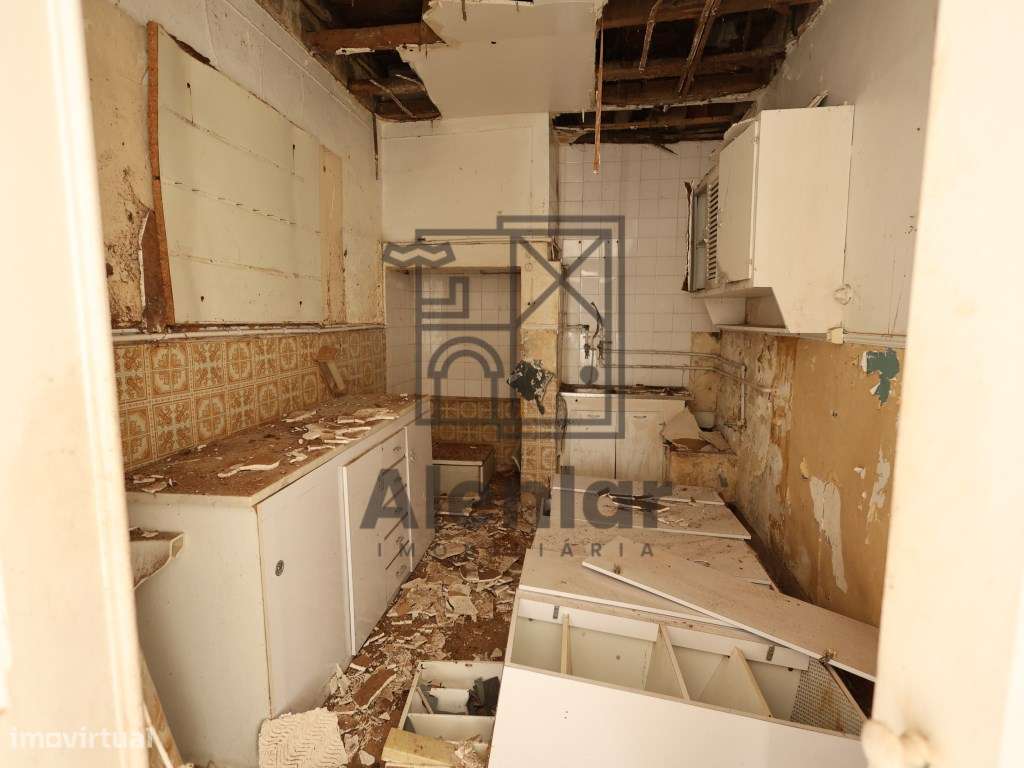 Prédio para remodelação - Alenquer-19