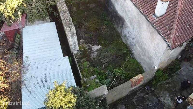 Ruína/Moradia reconstrução, Abambres - Vila Real, ótima localização - Grande imagem: 5/6