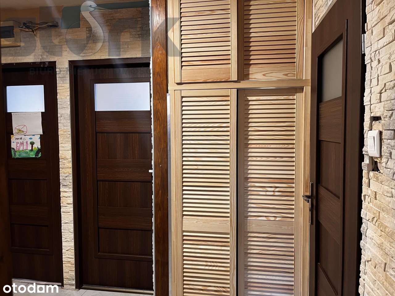 Milanówek 3-pokojowe mieszkanie z miejscem postoj.-8