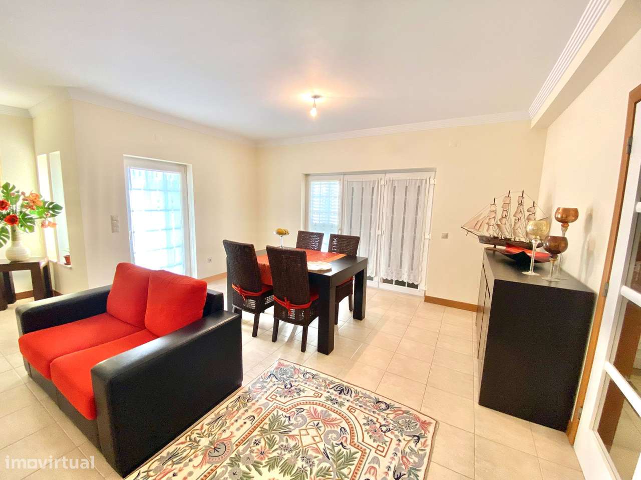 Moradia T4 + T1 Elegante e sofisticada em Figueira da Foz-14