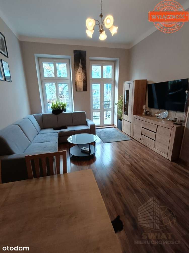 Atrakcyjne mieszkanie w centrum – 2 pokoje, balkon-1