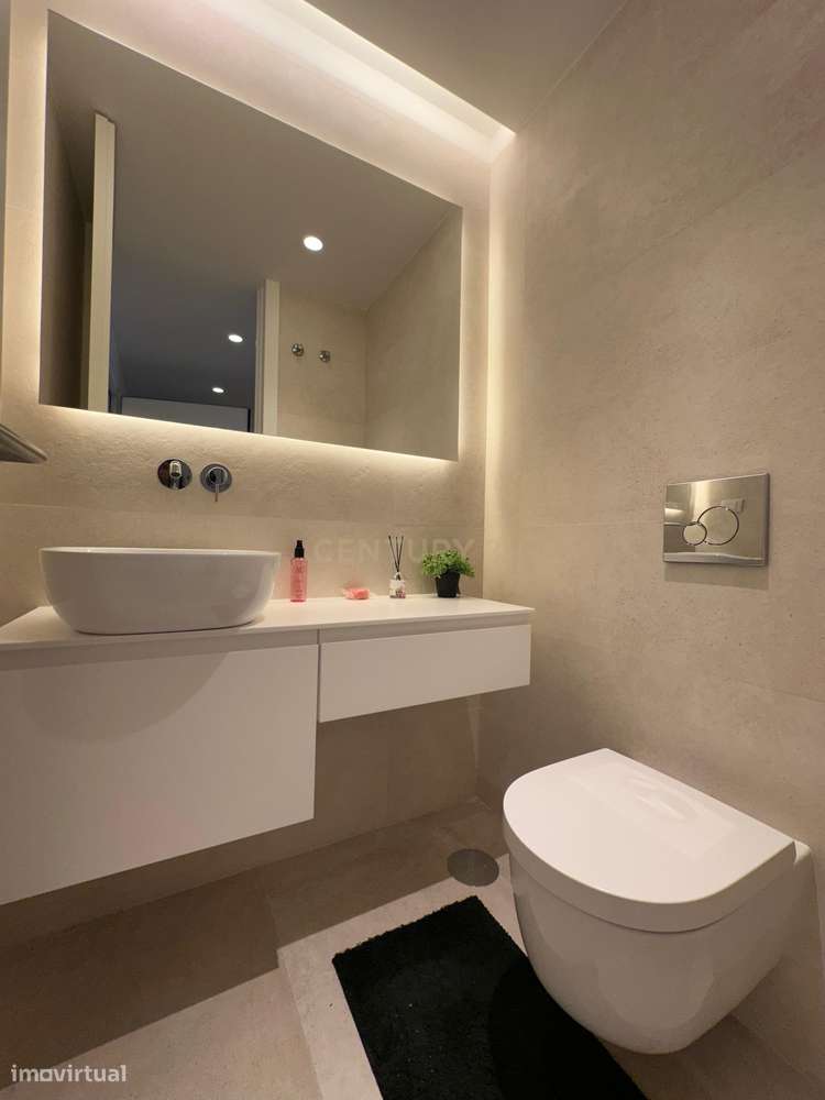 Apartamento T3 , 4º andar a venda em Mafamude , Vila Nova de Gaia, Por-22
