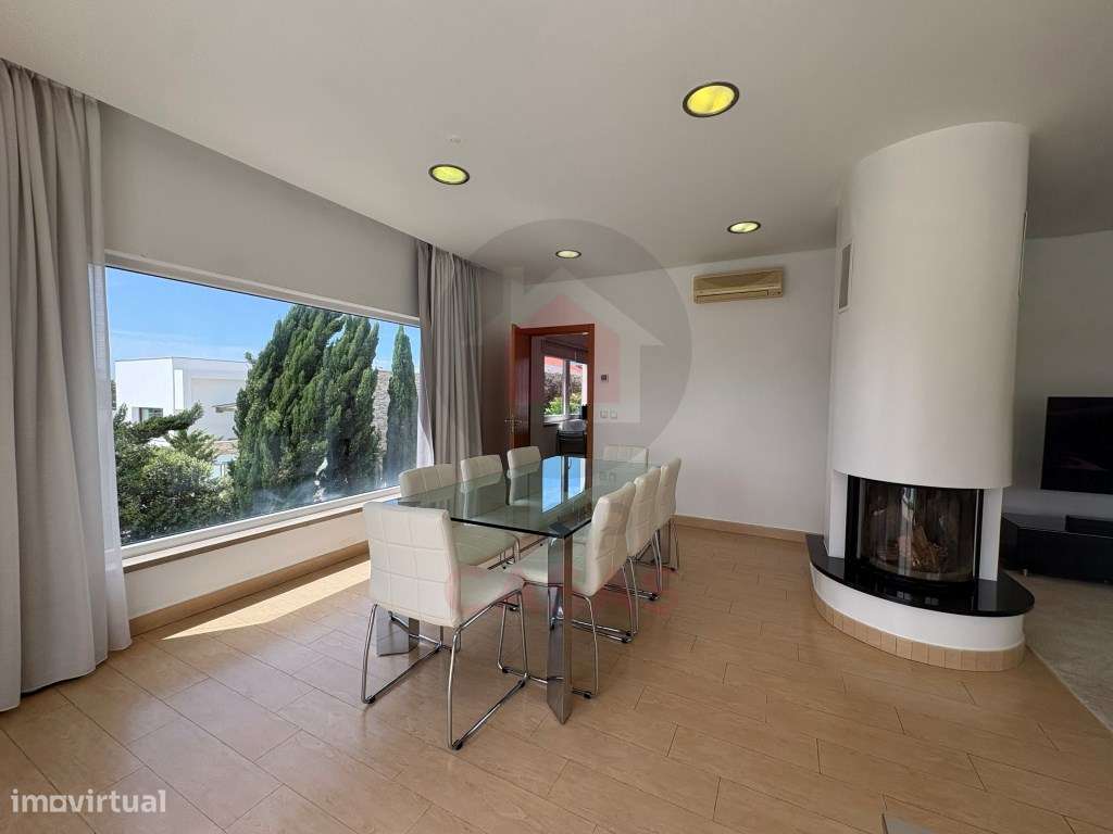 Moradia Contemporânea de Luxo com Vista Deslumbrante sobre a Lagoa ...-24