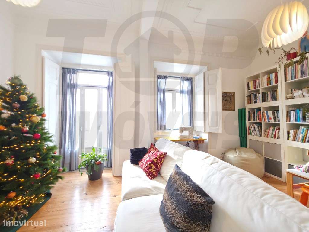 Apartamento T3 + 1 Remodelado 129-m2 - Bairro das Colónias - 740.000€-11