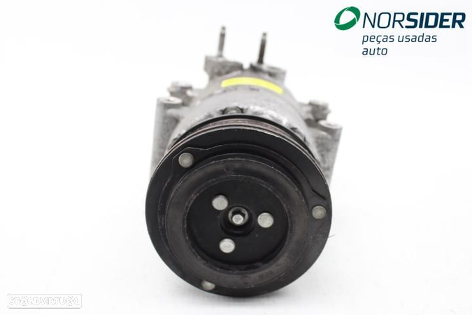 Compressor do ar condicionado Ford Fiesta|13-16 - 2