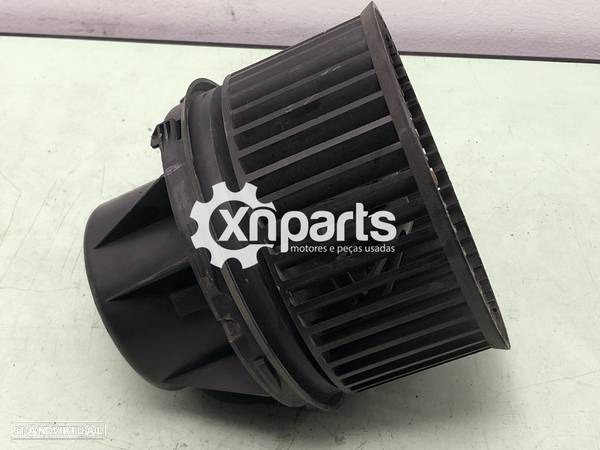 Motor da Sofagem FORD FOCUS III 1.5 TDCi | 09.14 -  Usado REF. AV6N-18456-AA - 3