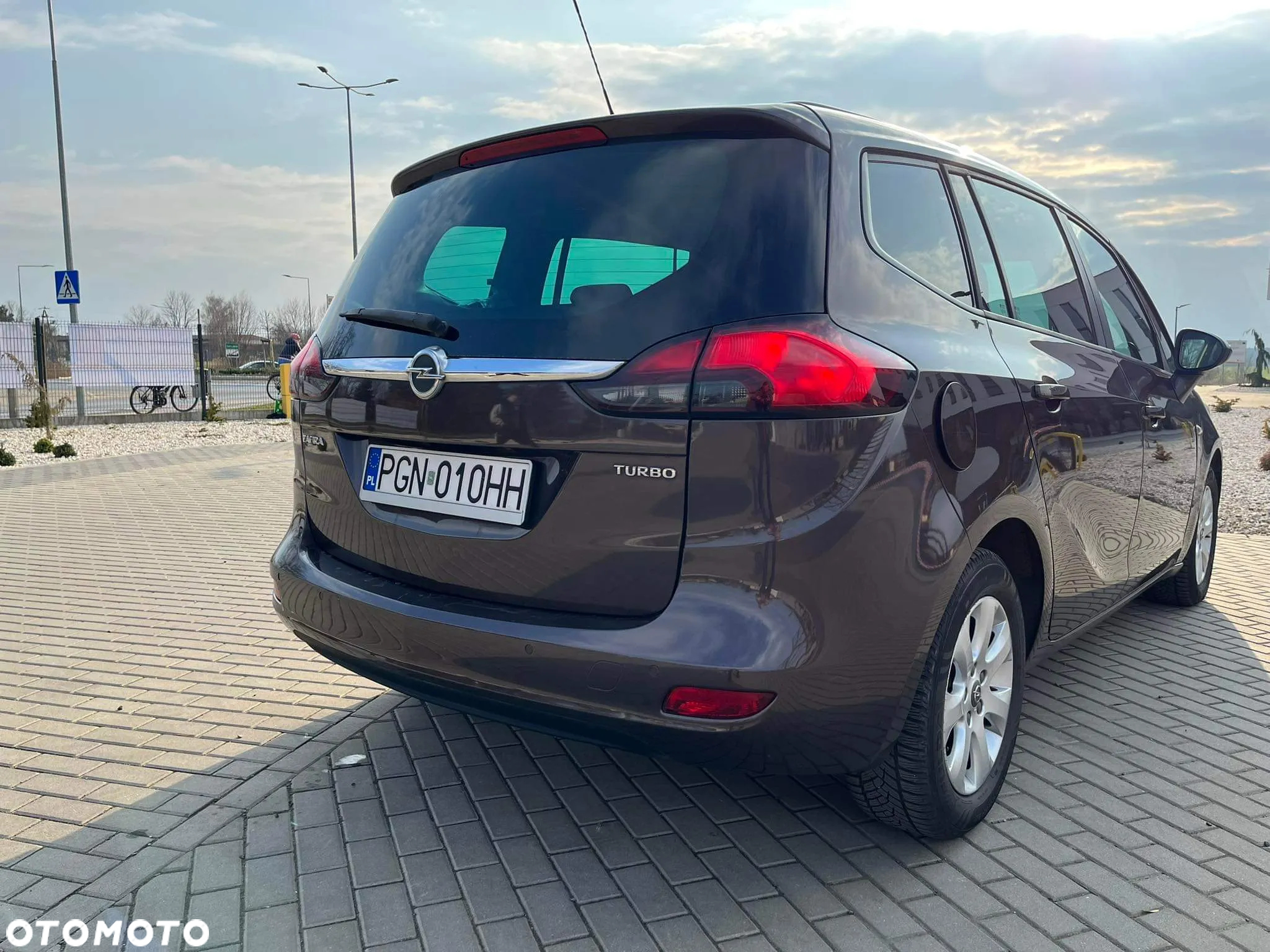 Opel Zafira Tourer 1.4 Turbo Business Edition - 14