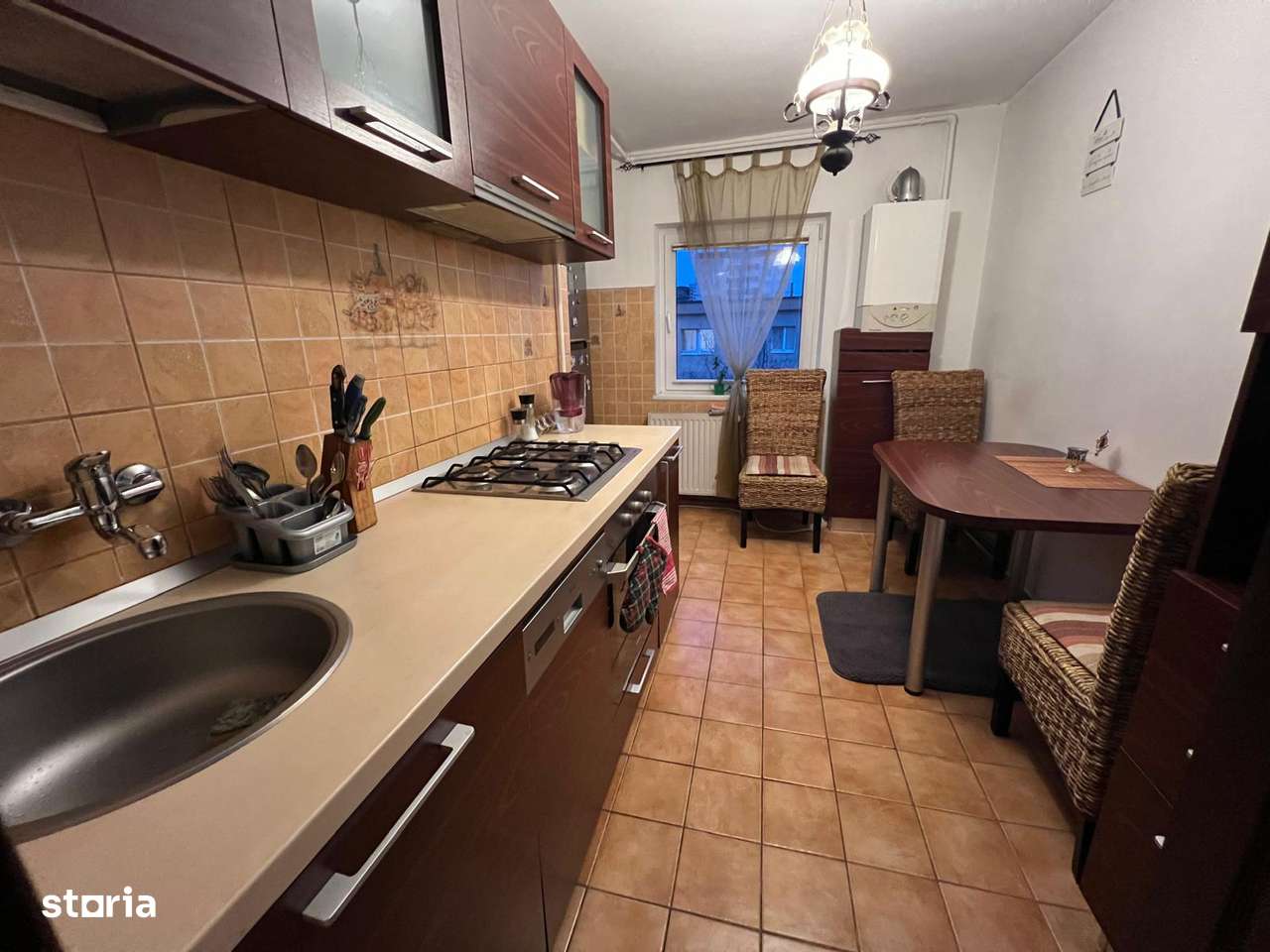 Vanzare apartament 2 camere Scriitorilor-4