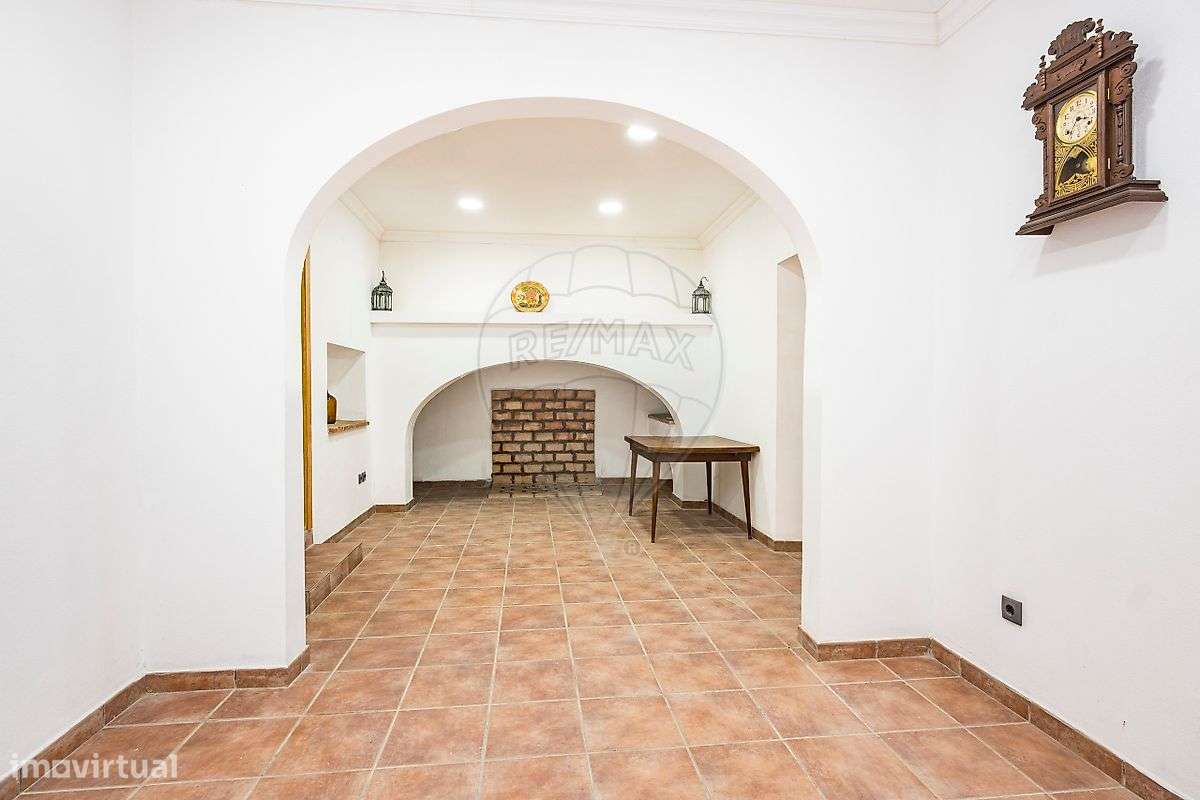 Moradia T4 para venda-9