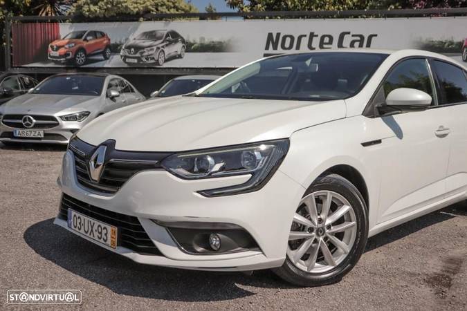 Renault Mégane Grand Coupe - 3