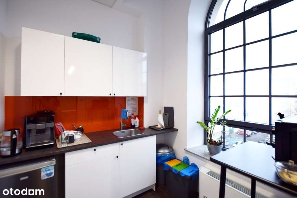 Reprezentacyjne biuro w centrum, z parkingiem - Pełny obrazek: 5/5