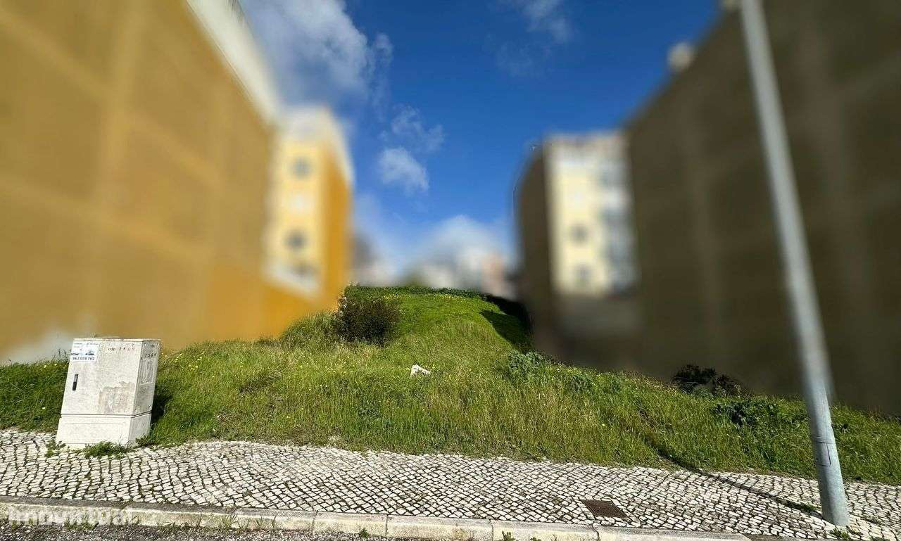 Terreno para Construção, Amadora, Mina de Água - Grande imagem: 5/7