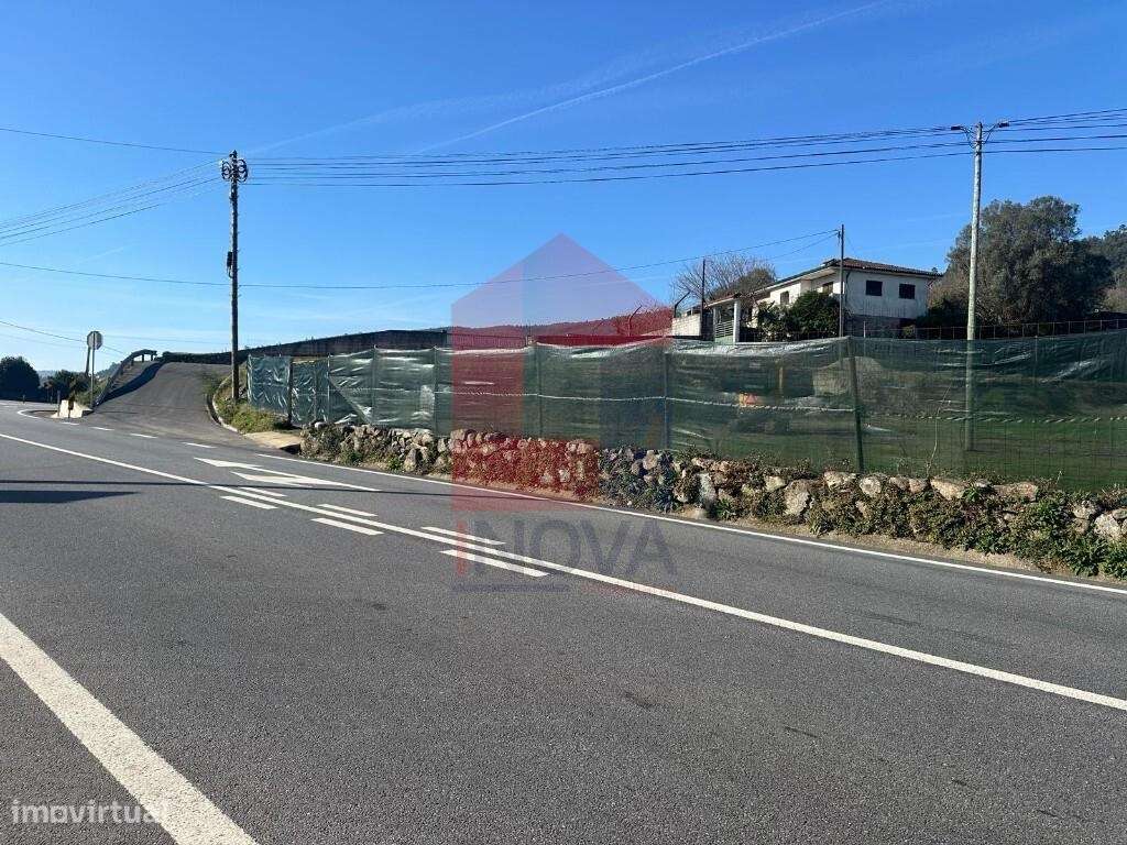 Moradia V3 Térrea, Prado São Miguel-23