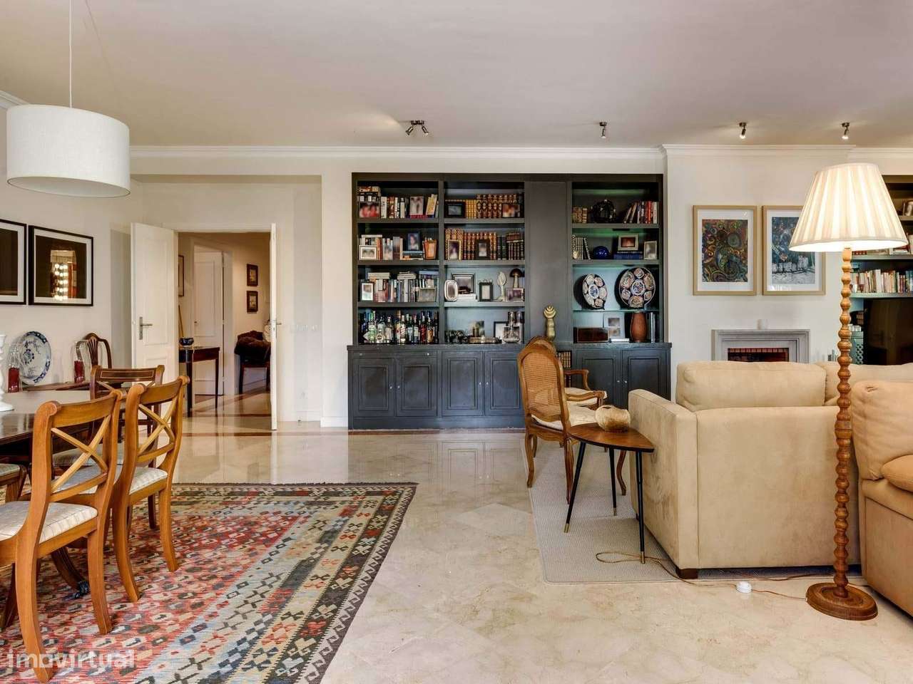 Apartamento T4 +1 em condomínio com jardim e piscina no Estoril - Grande imagem: 3/48