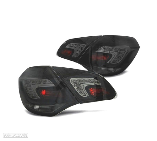 FAROLINS TRASEIROS PARA OPEL ASTRA J 09- LED FUNDO PRETO FUMADO - 1