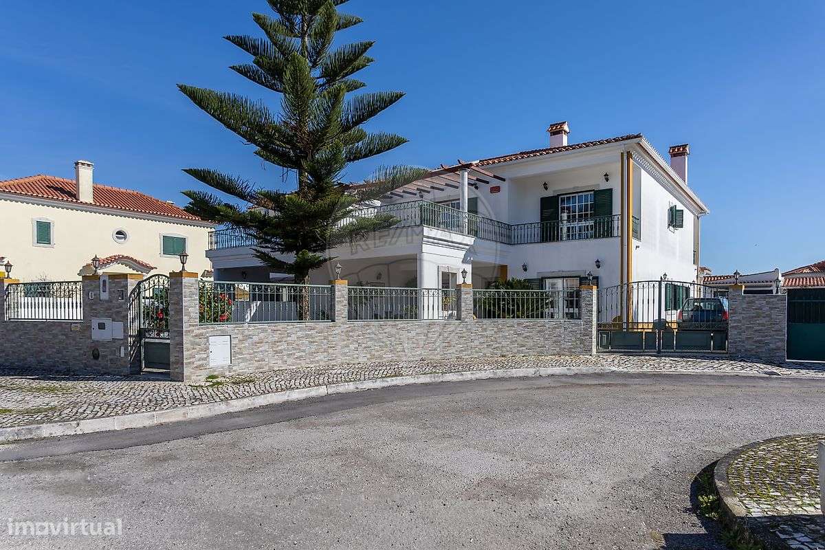 Moradia T4 para venda-13